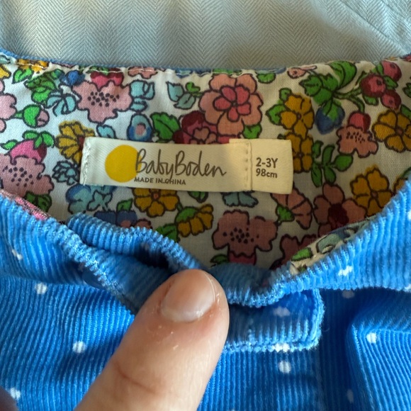 Baby Boden Pinafore 2/3t - Picture 3 of 4